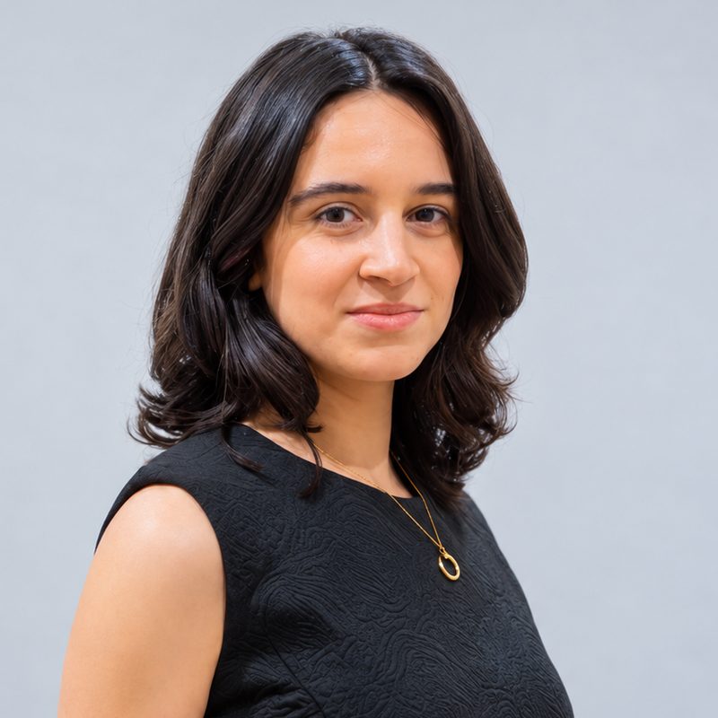 Yosr Barghouthi, Ingénieure en innovation technologique – CENTURY 21 Tunisie